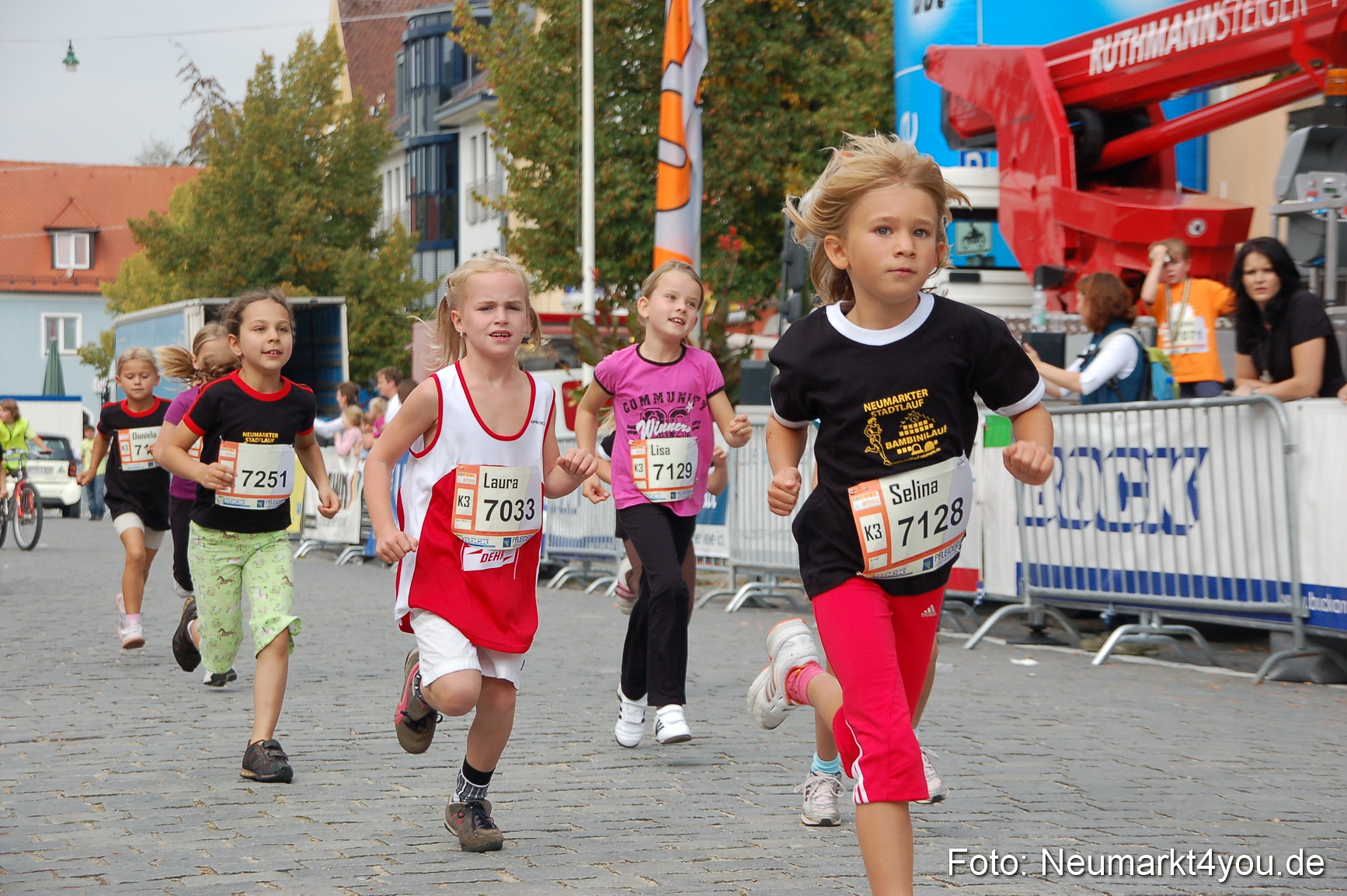 0116 Stadtlauf Neumarkt Bambinilaeufe 200909